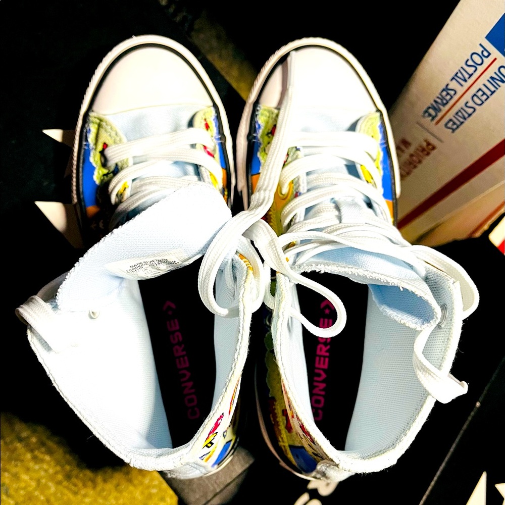 **SOLD** ✨NEW✨ Converse ‘Gamer’Chuck Taylor All-Star High, Youth Size 1 - $45 - Picture 7 of 11